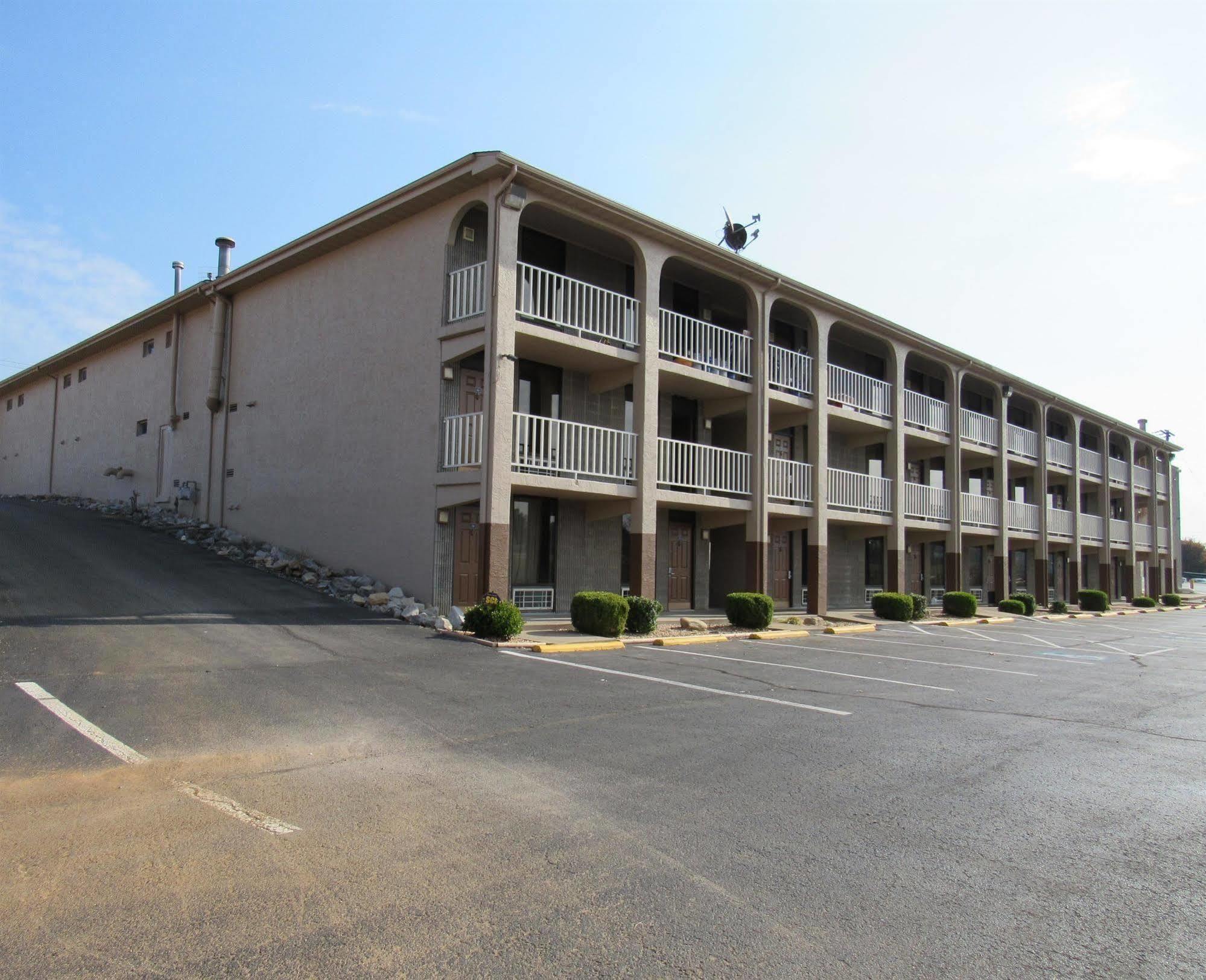 Americas Best Value Inn - Somerset Esterno foto