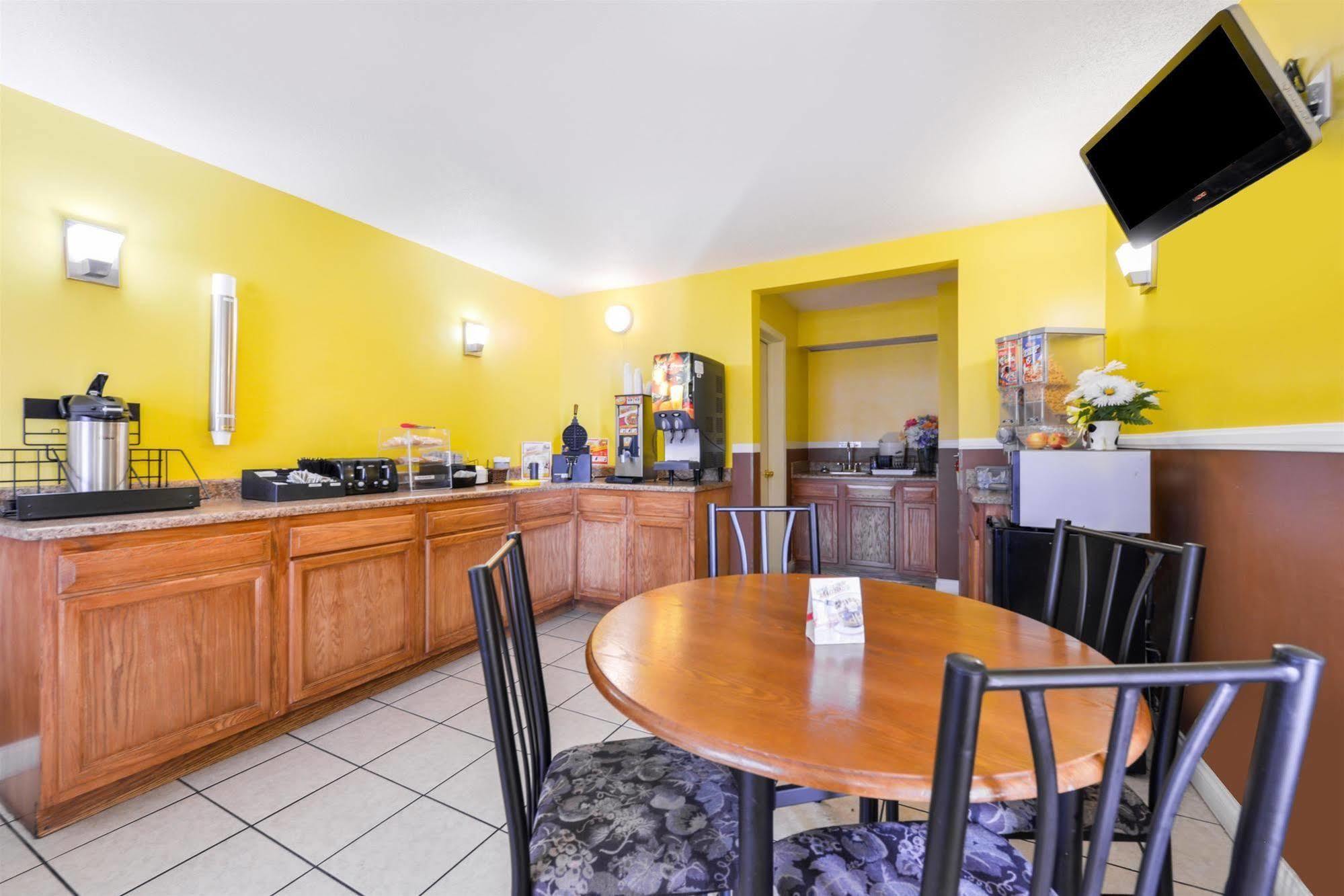 Americas Best Value Inn - Somerset Esterno foto