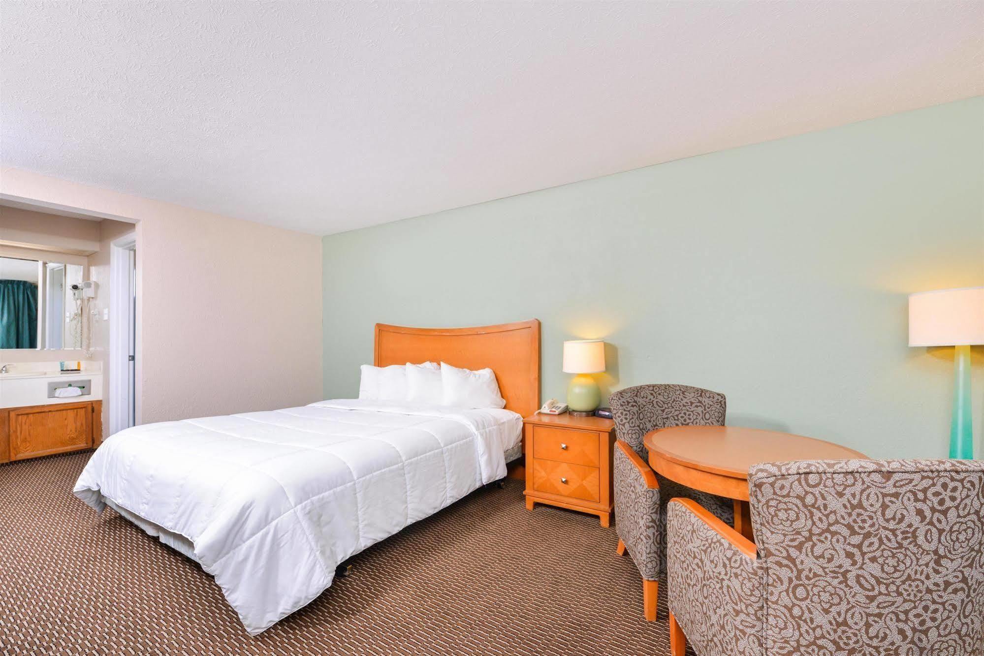 Americas Best Value Inn - Somerset Esterno foto